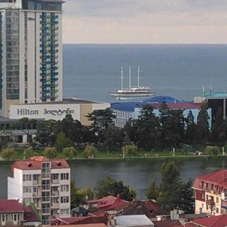 Apartment On Takaishvili Μπατούμι Εξωτερικό φωτογραφία