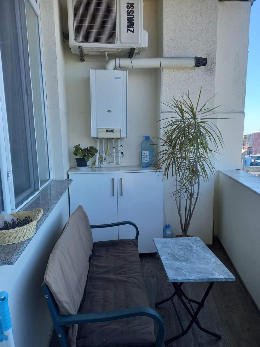 Apartment On Takaishvili Μπατούμι Εξωτερικό φωτογραφία