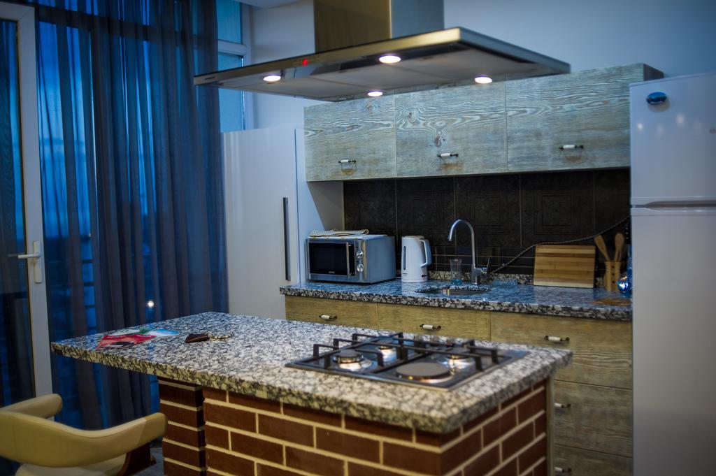Apartment On Takaishvili Μπατούμι Εξωτερικό φωτογραφία