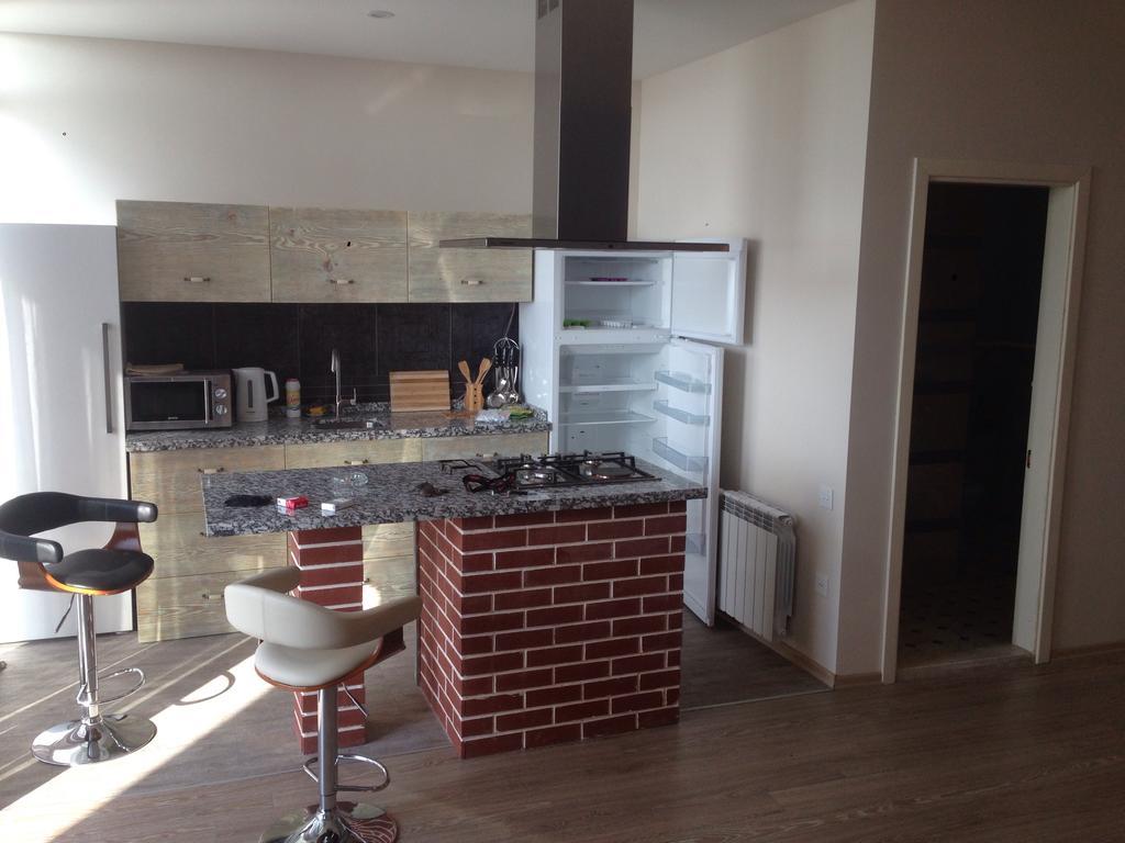 Apartment On Takaishvili Μπατούμι Εξωτερικό φωτογραφία